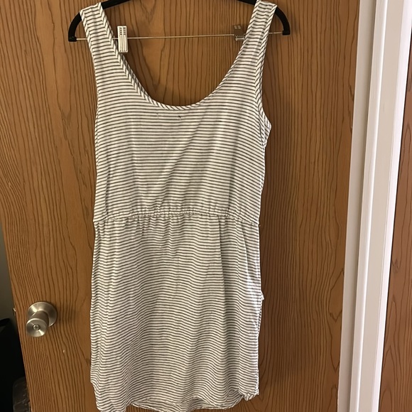 Gap Nautical Dress - Picture 5 of 5